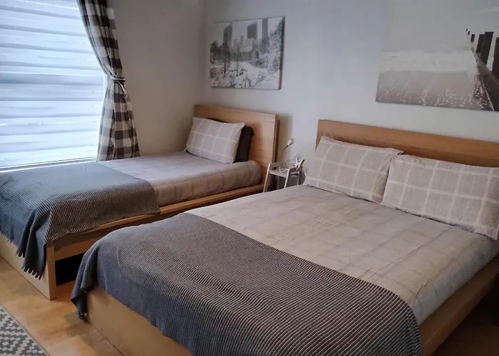 Very Central Location- Free Parking - 2 Bedrooms